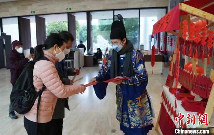 春节期间，良渚博物院开展“送你知识点，过个文化年”活动 良管委供图
